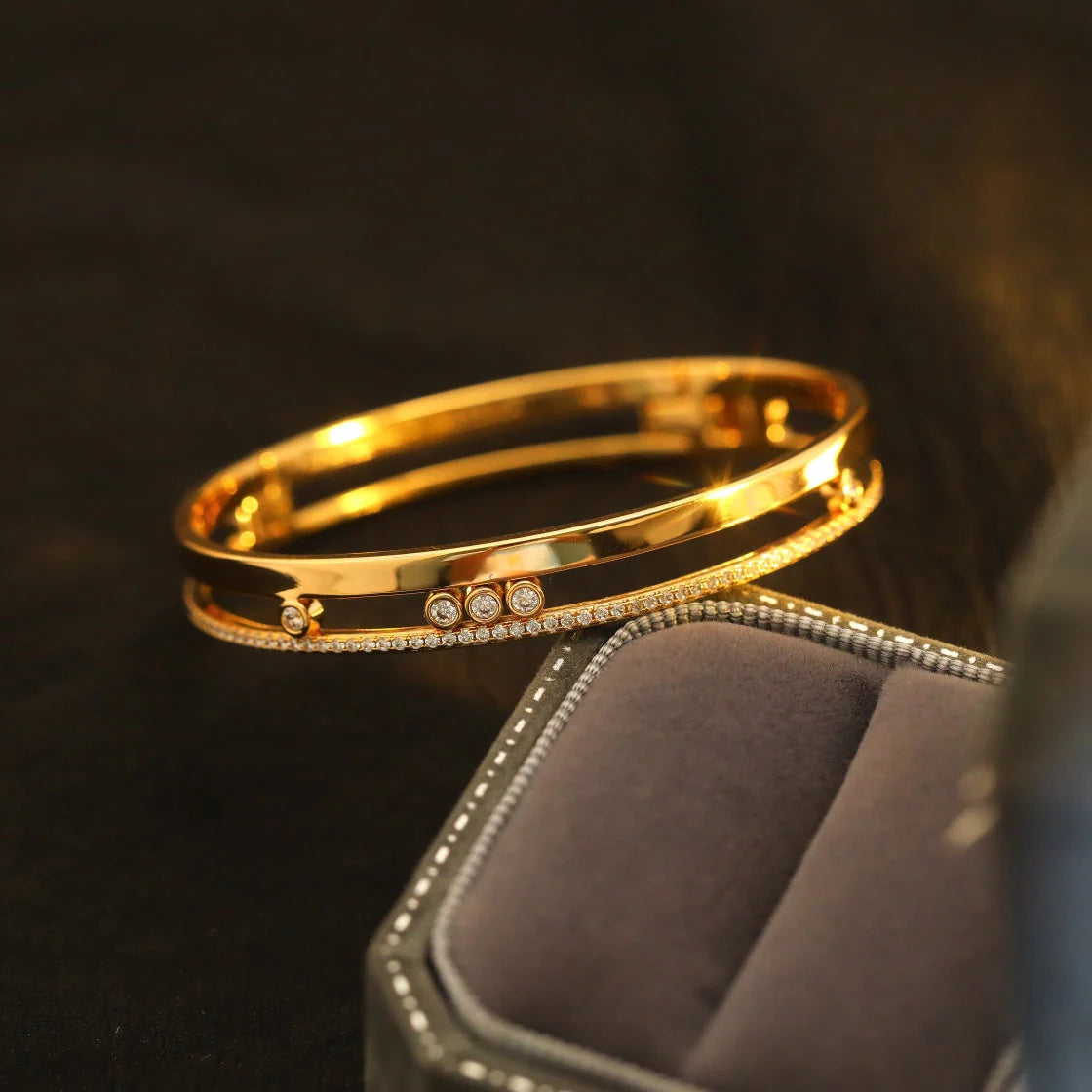 [Vera Jewelry]Move Romane Diamond Bangle Bracelet