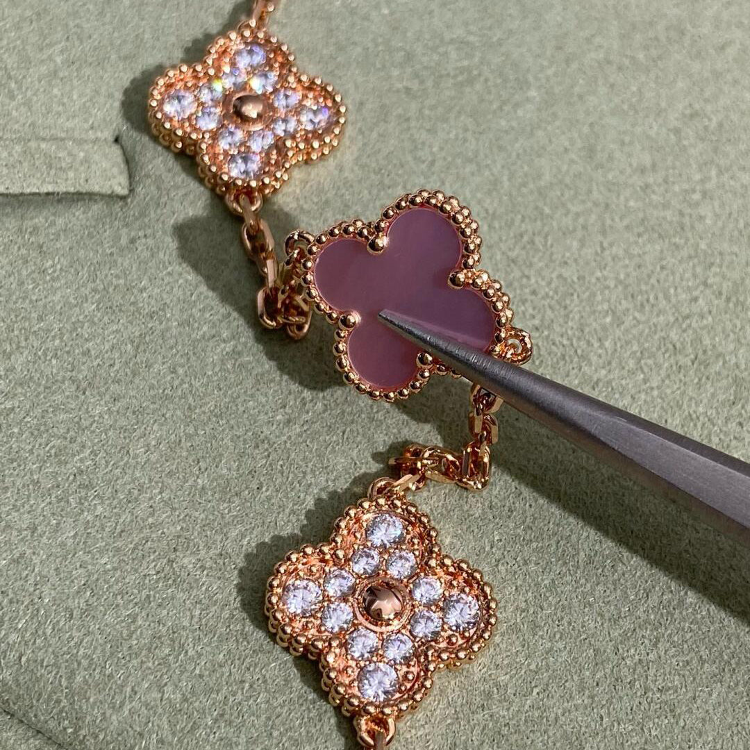 [Vera Jewelry]CLOVER 10 MOTIFS DIAMOND PINK MOP NECKLACE