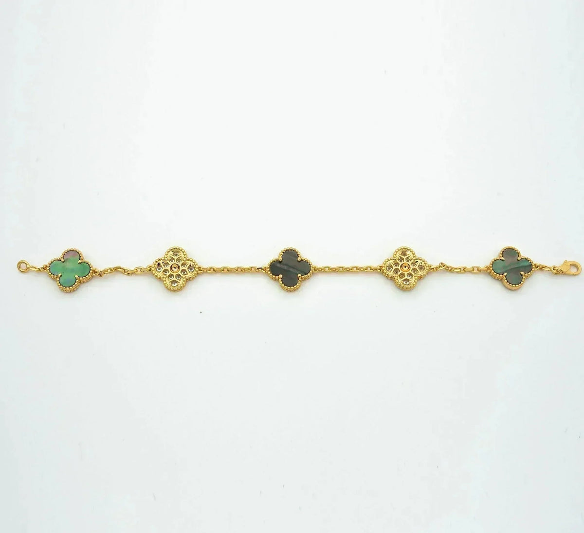 [Vera  Jewelry]LUCKY CLOVER 5-MOTIF BRACELET - GREY MOTHER-OF-PEARL COLLECTION