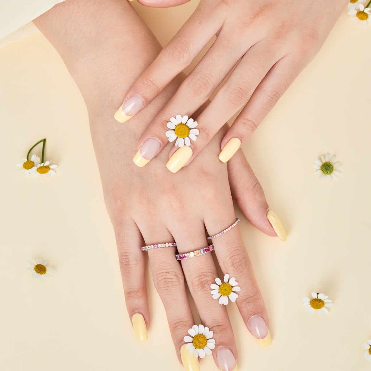 [Vera Jewelry]Dazzling Lustrous Round Cut Tennis Ring