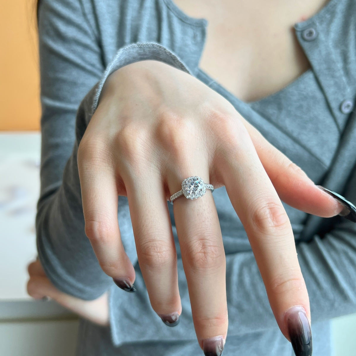 [Vera Jewelry]Dazzling Resplendent Round Cut Wedding Ring