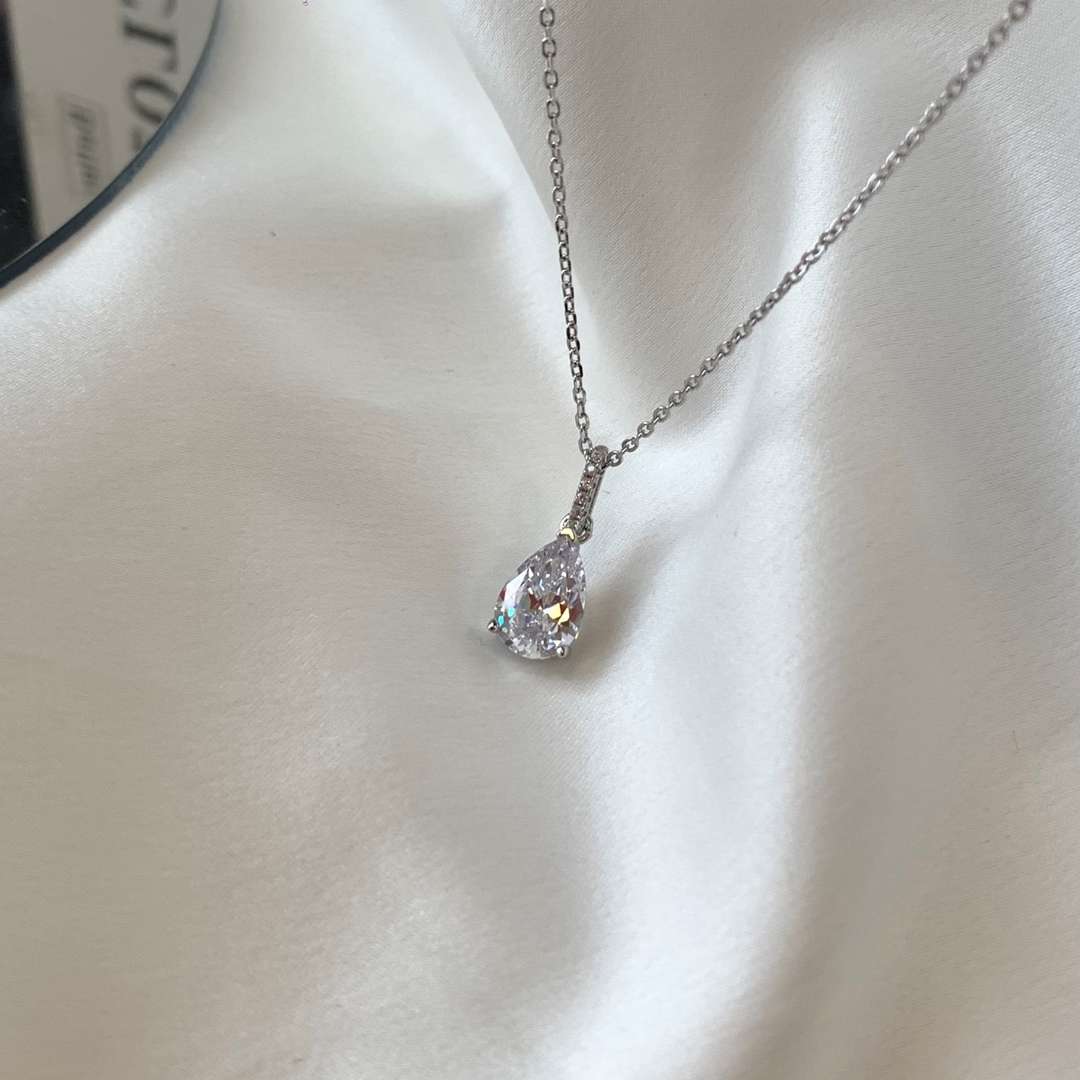 [Vera Jewelry]Delicate Water Drop Shape Fashion Necklace