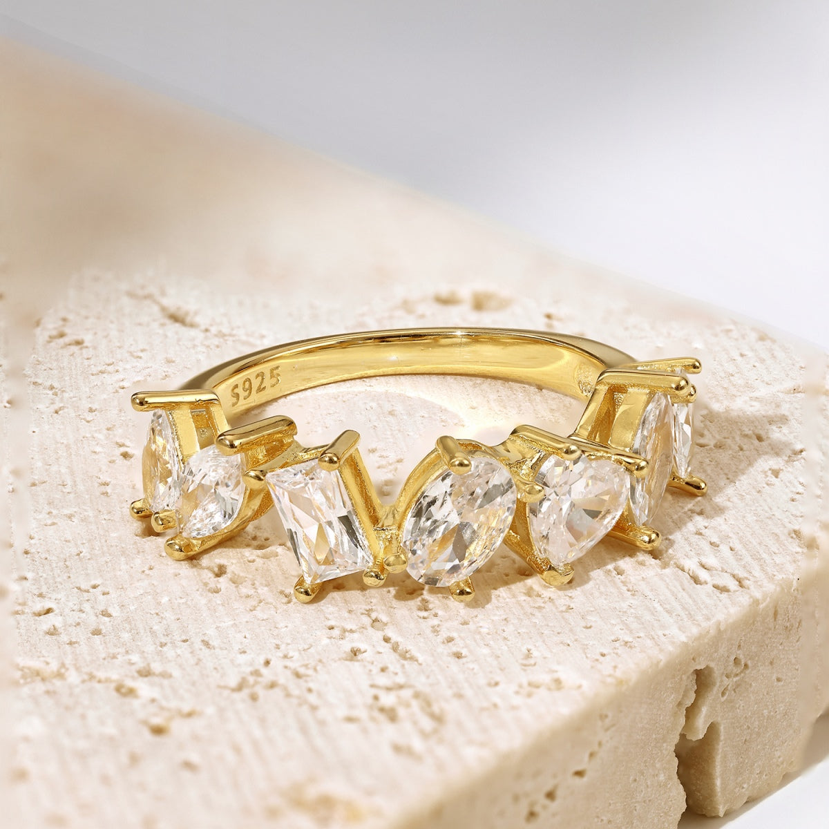 [Vera Jewelry]Delicate Multi Cut Ring