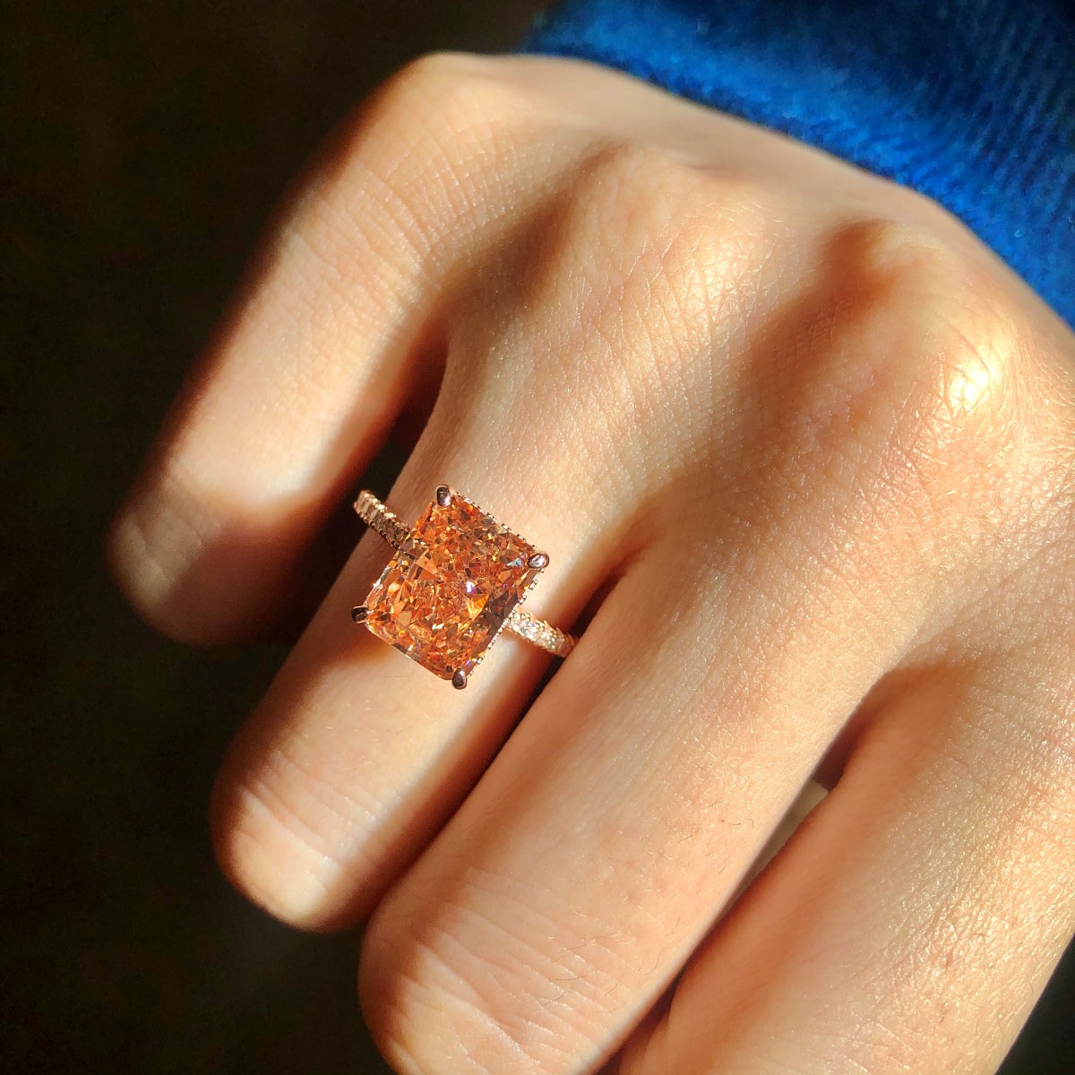 [Vera Jewelry]4.0 Carat Luxurious Engagement Ring