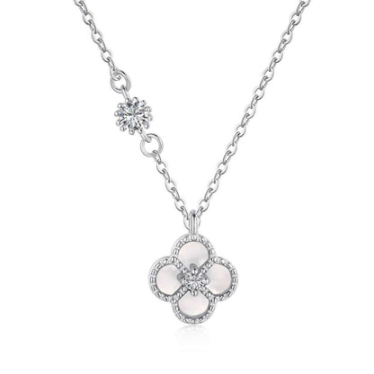[Vera Jewelry]Delicate Flower Shape Necklace