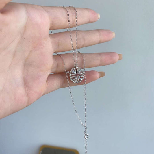 [Vera Jewelry]Halskette mit kunstvollem herzförmigem Blumenschliff