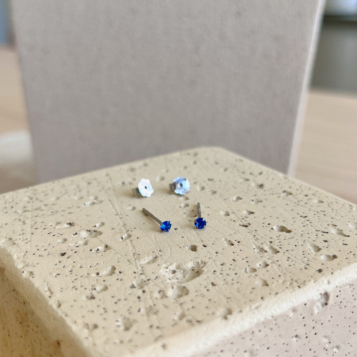 [Vera Jewelry]Delicate Solitaire Earrings