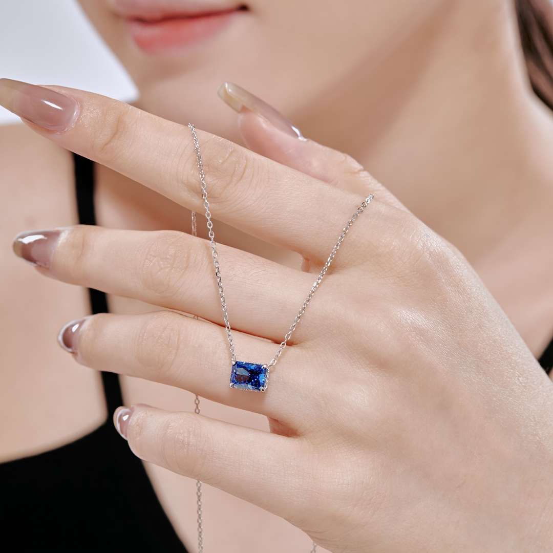 [Vera Jewelry]Luxurious Square Shape Colorful Necalack