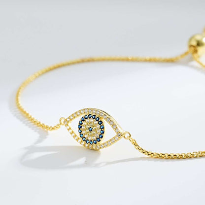 {
  "Vera Jewelry": "ヴェラ・ジュエリー",
  "Dazzling Eye Shape Necklace": "ダズリング・アイシェイプ・ネックレス"
}