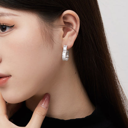 [Vera Jewelry]Radiant Heart Cutout Earrings