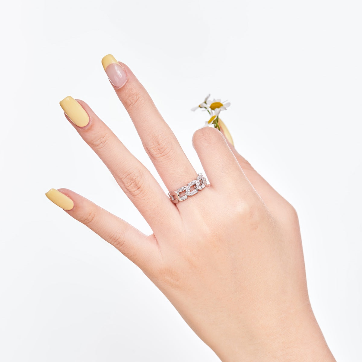 [Vera Jewelry]Sparkling Vibrant Emerald Cut Daily Ring