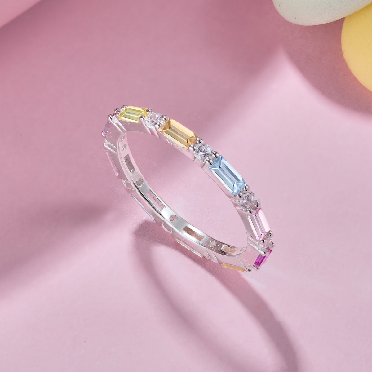 [Vera Jewelry]Lively In Shades Elegant Radiant Cut Daily Ring