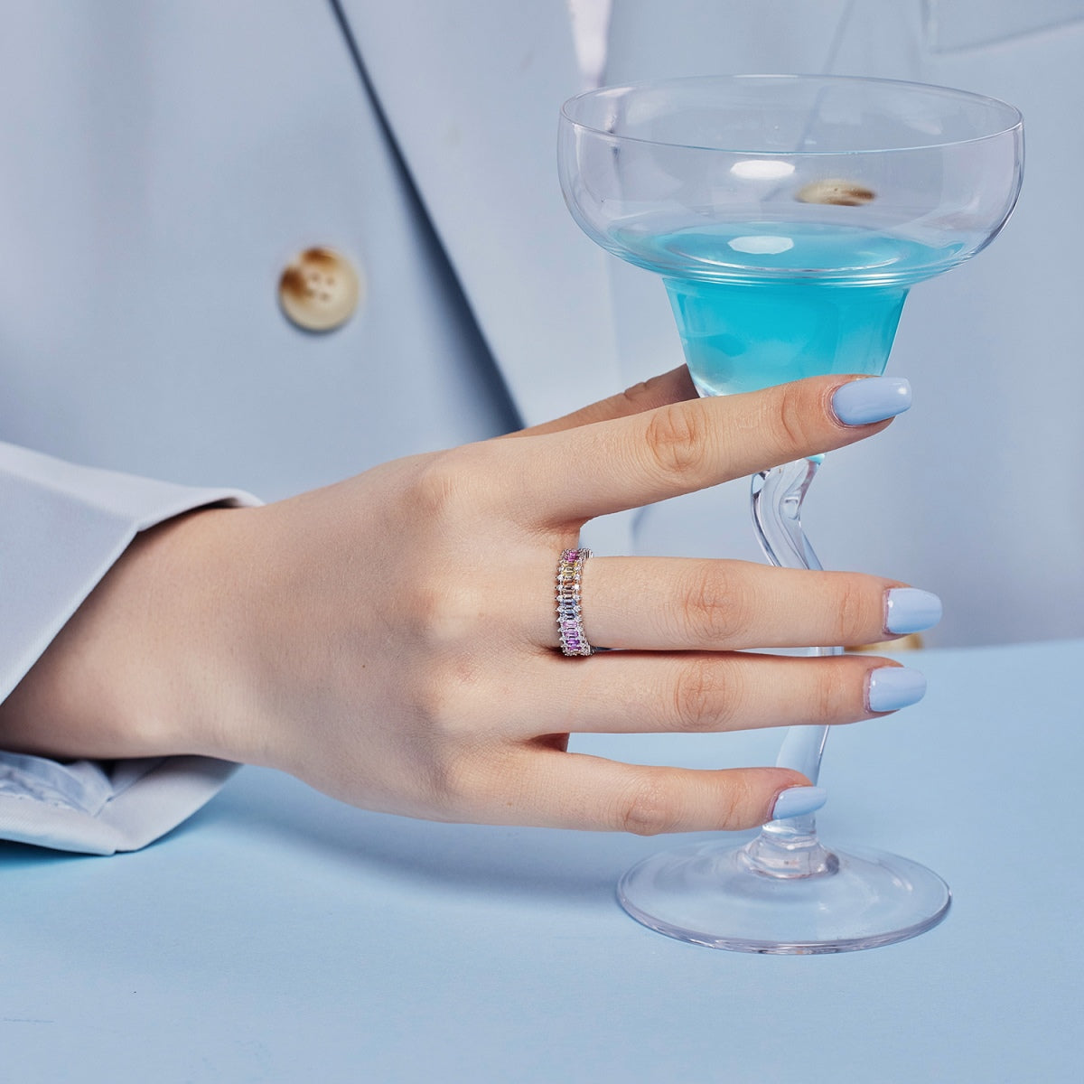 [Vera Jewelry]Splashy Ornate Emerald Cut Cocktail Ring