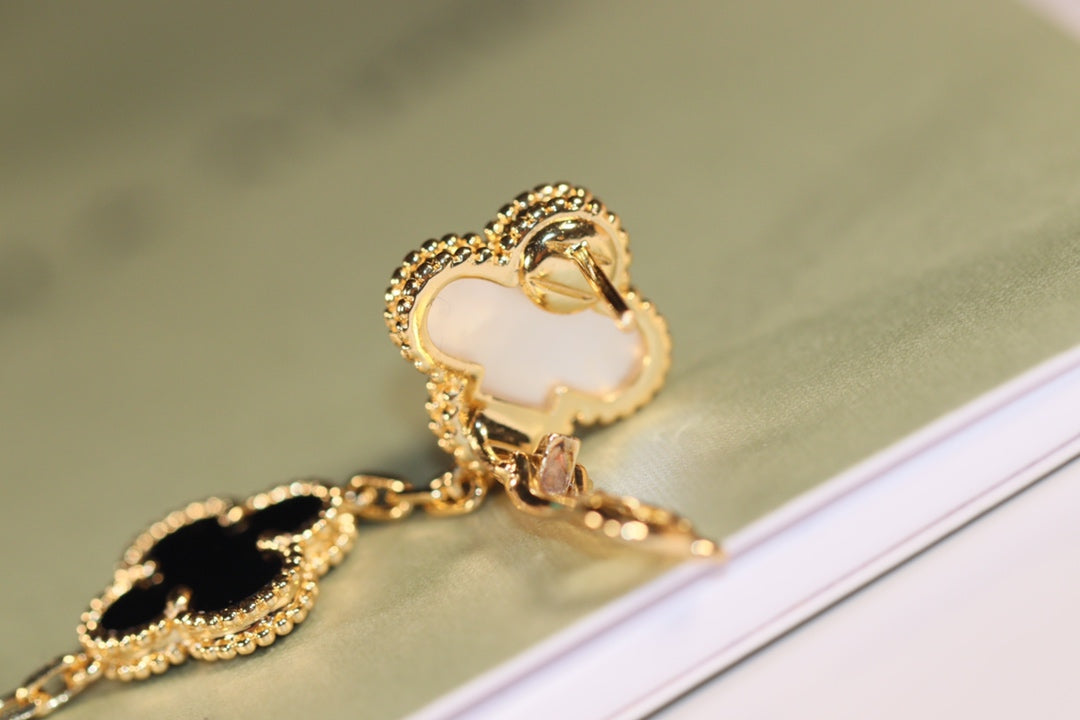 [Vera Jewelry]CLOVER EARRINGS GOLD ONYX MOP 3 MOTIF