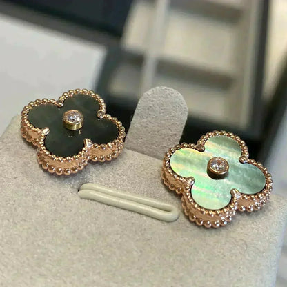 [Vera  Jewelry]CLOVER MEDIUM 1 MOTIFS GRAY MOP  DIAMOND EARRINGS