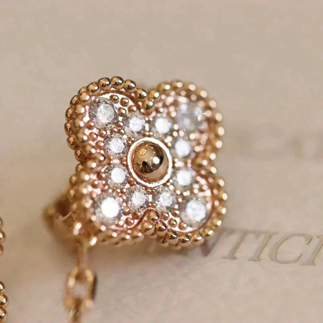 [Vera  Jewelry]CLOVER MEDIUM 1 MOTIFS FUll DIAMOND EARRINGS