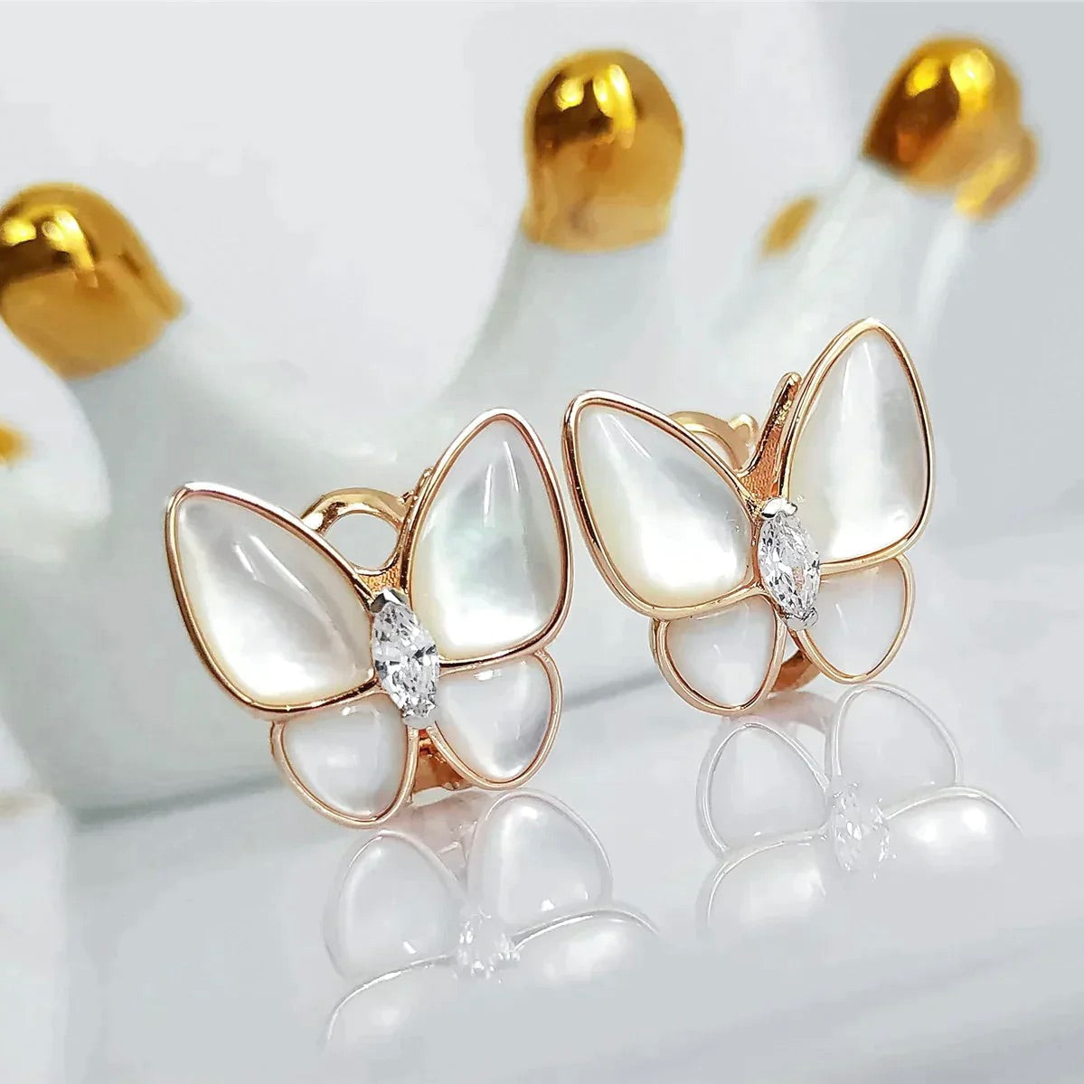 [Vera Jewelry]BUTTERFLY MOP DIAMOND EARRINGS