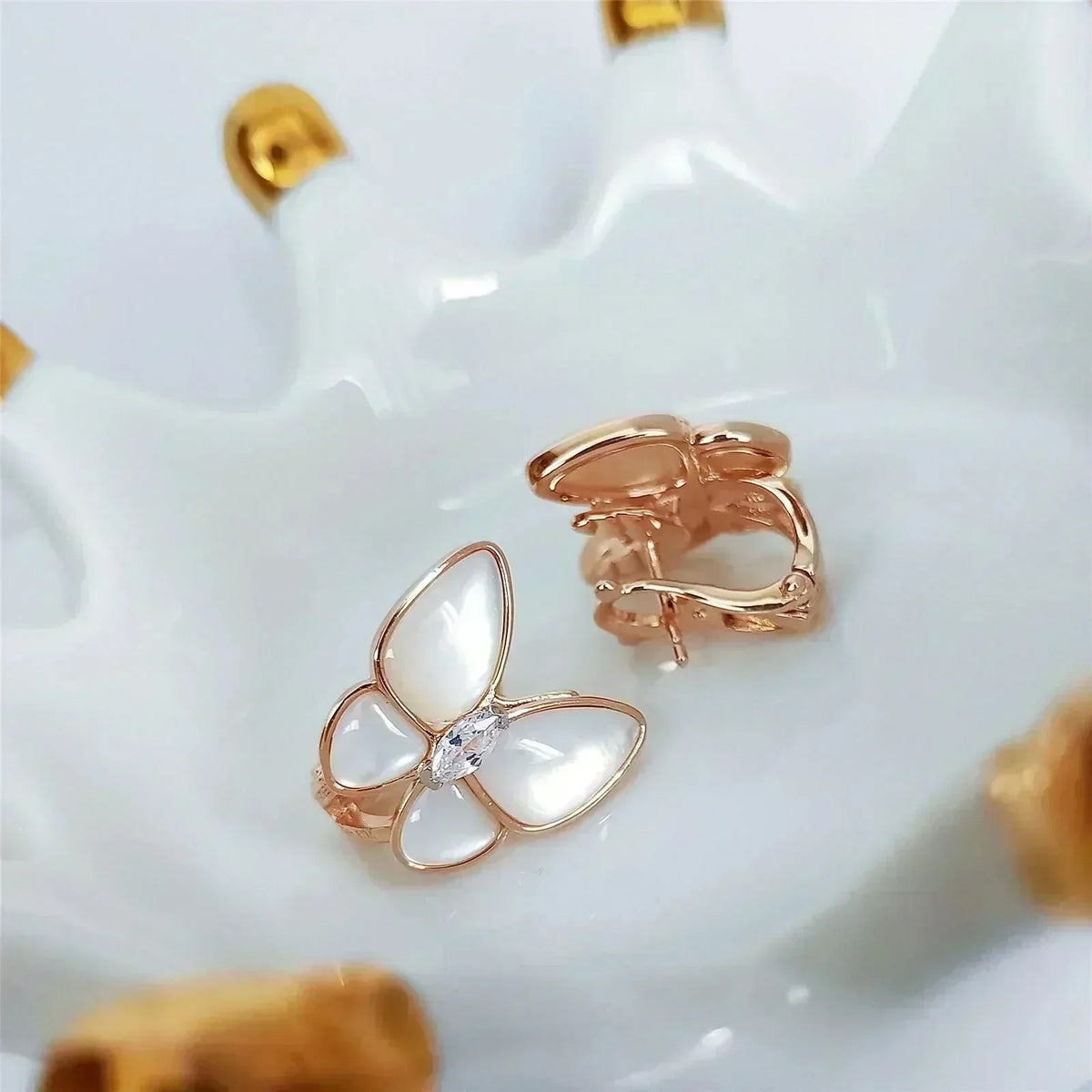 [Vera Jewelry]BUTTERFLY MOP DIAMOND EARRINGS