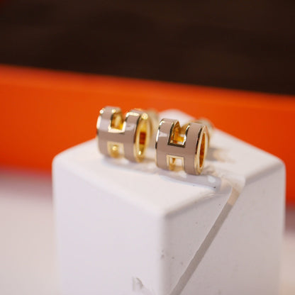[Vera  Jewelry]MINI POP H GOLD EARRINGS GREY