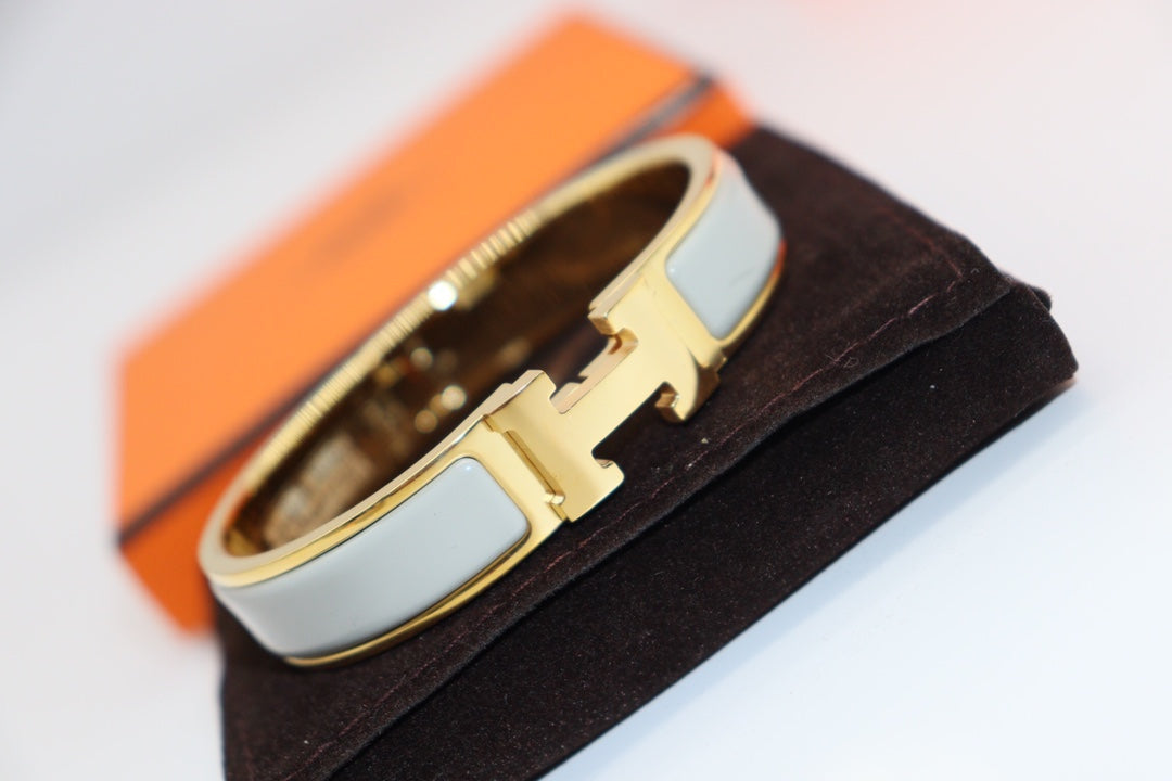 [Vera Jewelry]H LIGHT BLUE BRACELET
