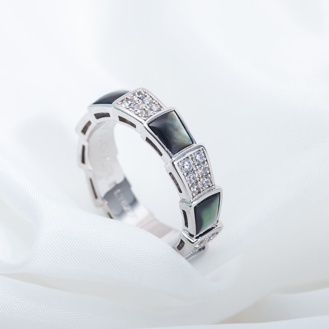 [Vera]SERPENTI RING SILVER DIAMOND BLACK MOP 4MM