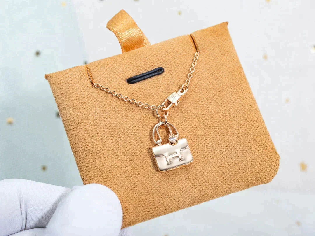 [Vera Jewelry]AMULETTE PEDANT ROSE GOLD NECKLACE