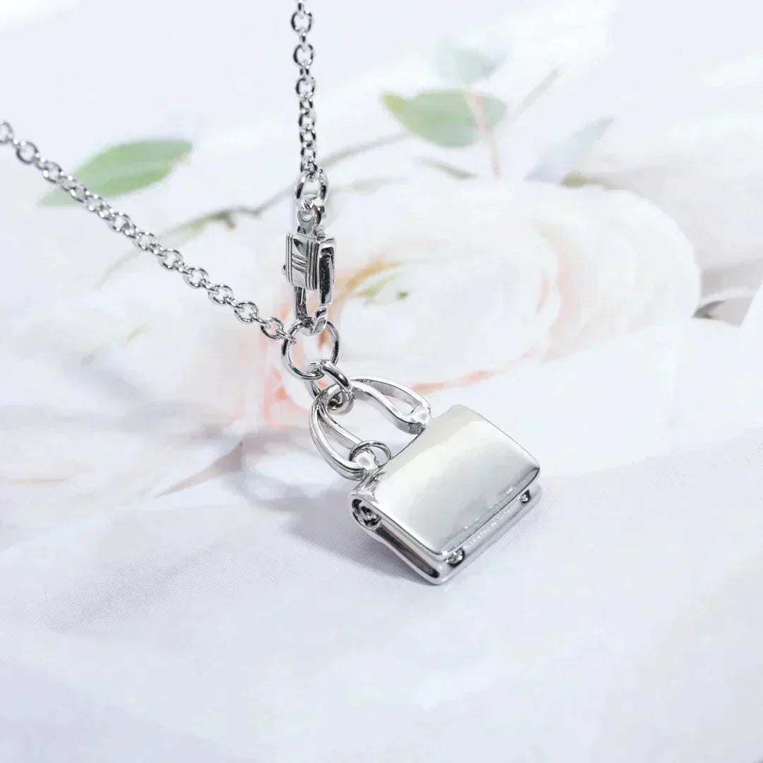 [Vera Jewelry]AMULETTE PEDANT SILVER NECKLACE