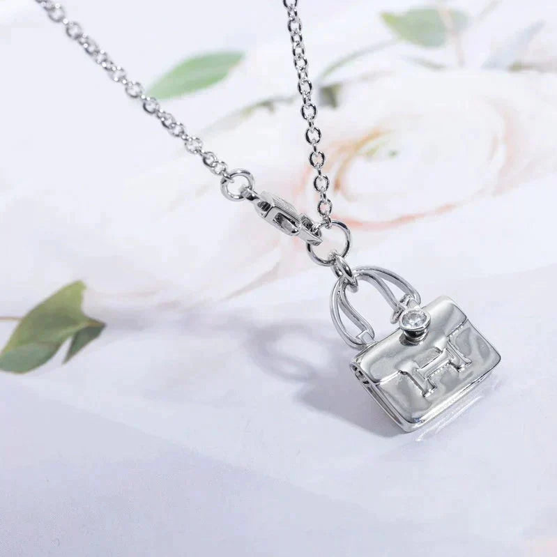 [Vera  Jewelry]AMULETTE PEDANT SILVER NECKLACE