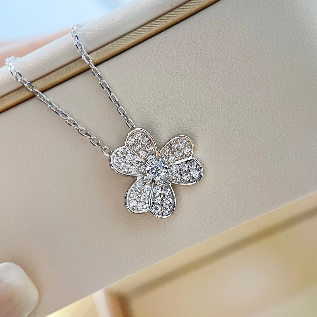 [Vera Jewelry]CLOVER DIAMOND NECKLACE SILVER