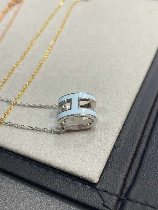 [Vera Jewelry]POP H LIGHT BLUE NECKLACE