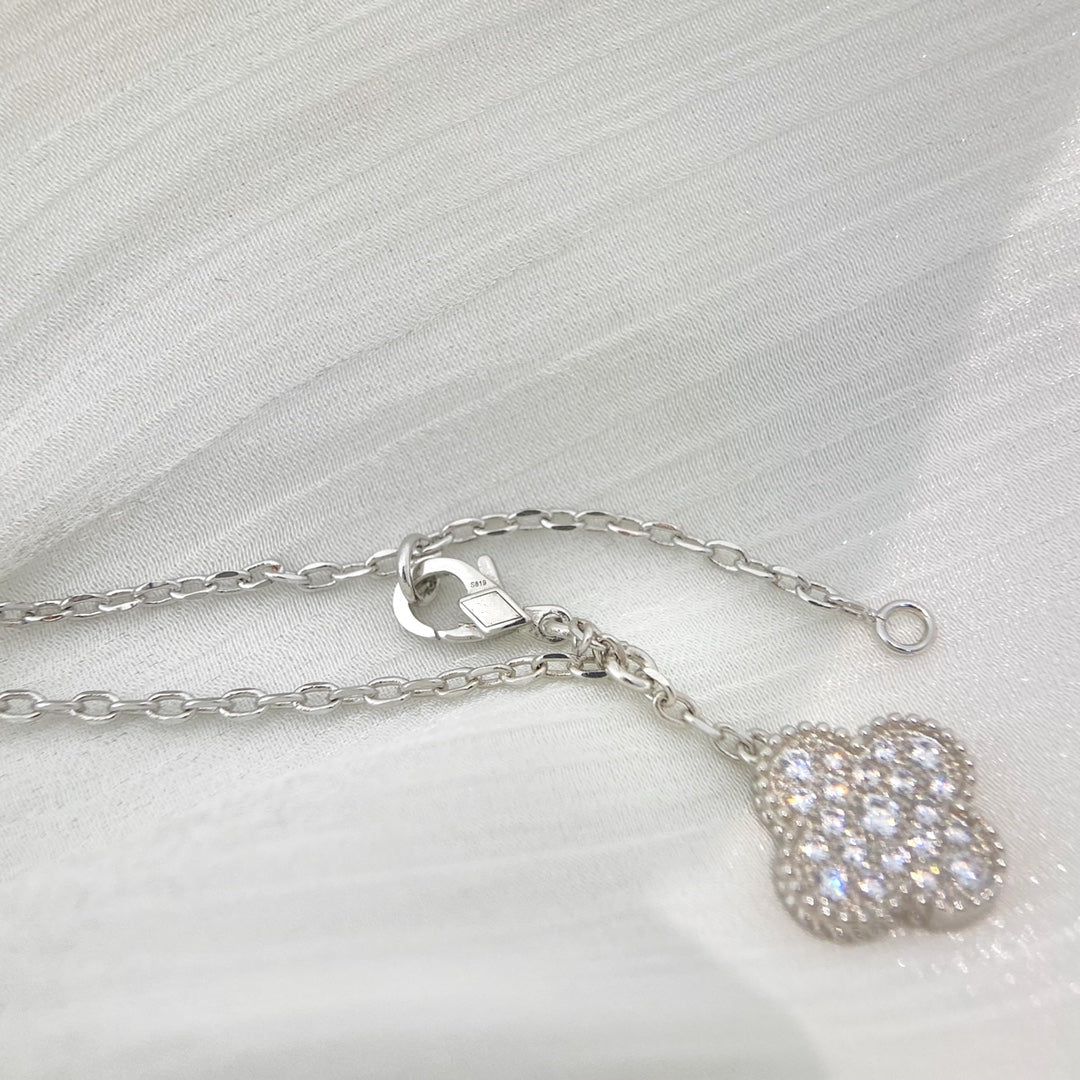 [Vera  Jewelry]CLOVER 5 MOTIFS SILVER DIAMONDS NECKLACE