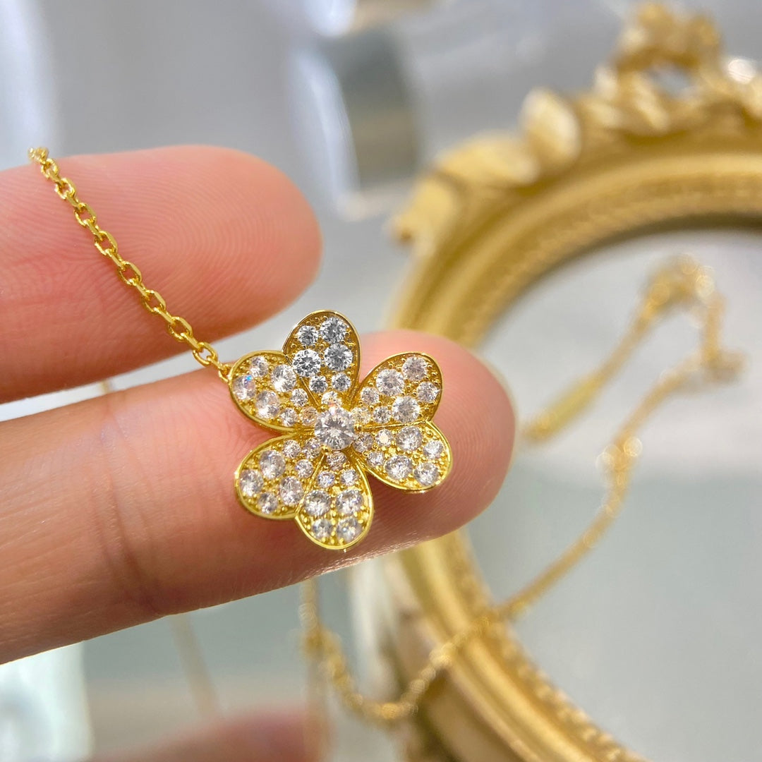 [Vera  Jewelry]FLOWER DIAMOND NECKLACE