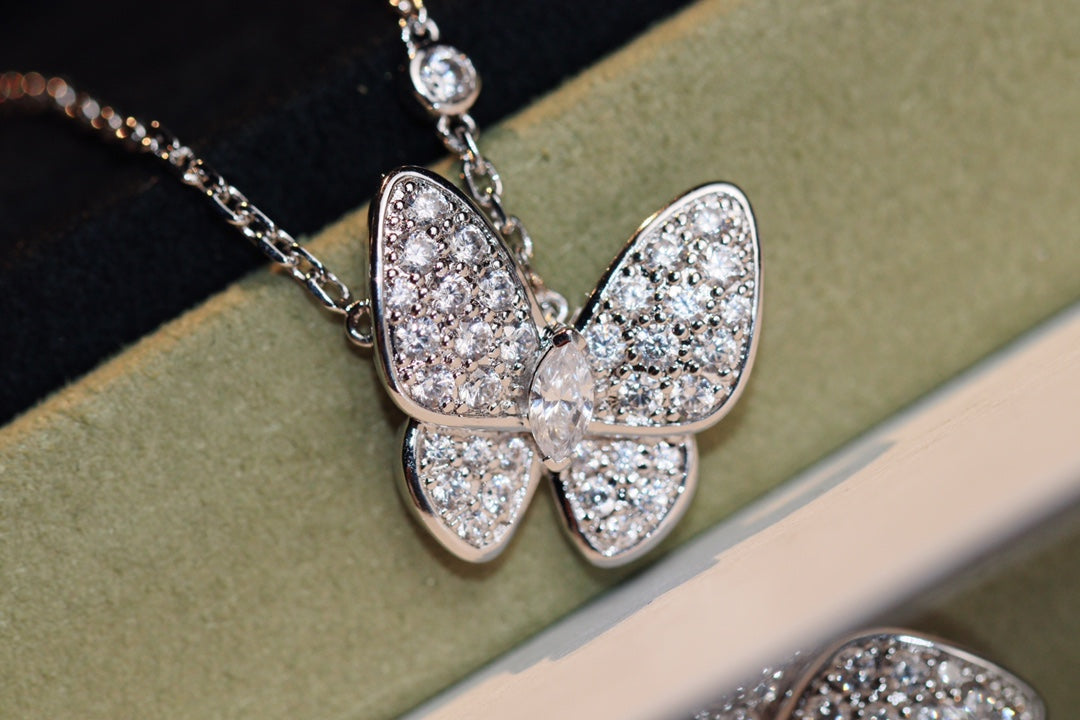 [Vera  Jewelry]BUTTERFLY DIAMOND NECKLACE