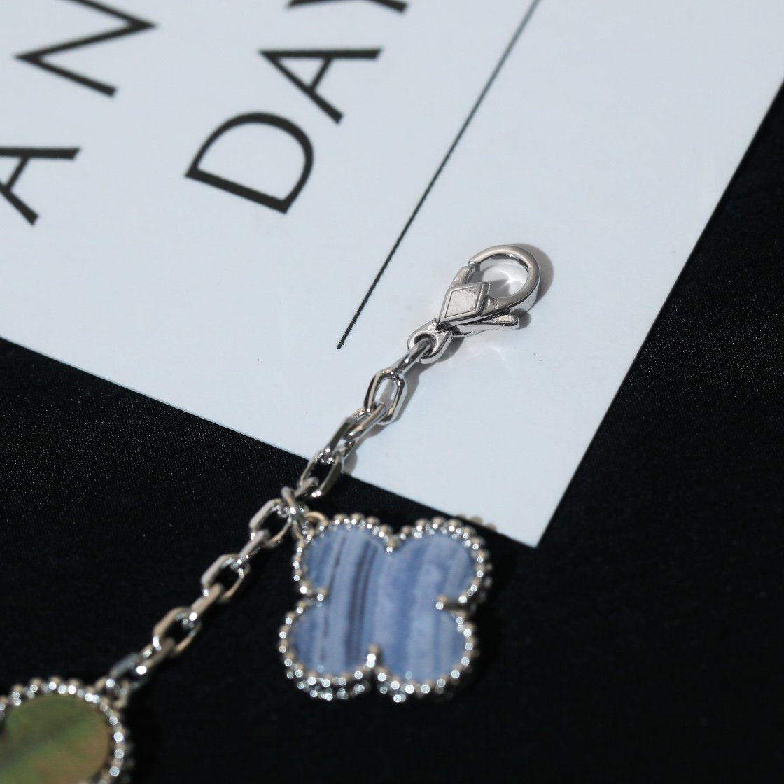 [Vera Jewelry]CLOVER BRACELET 5 MOTIFS MOP CHALCEDONY SILVER