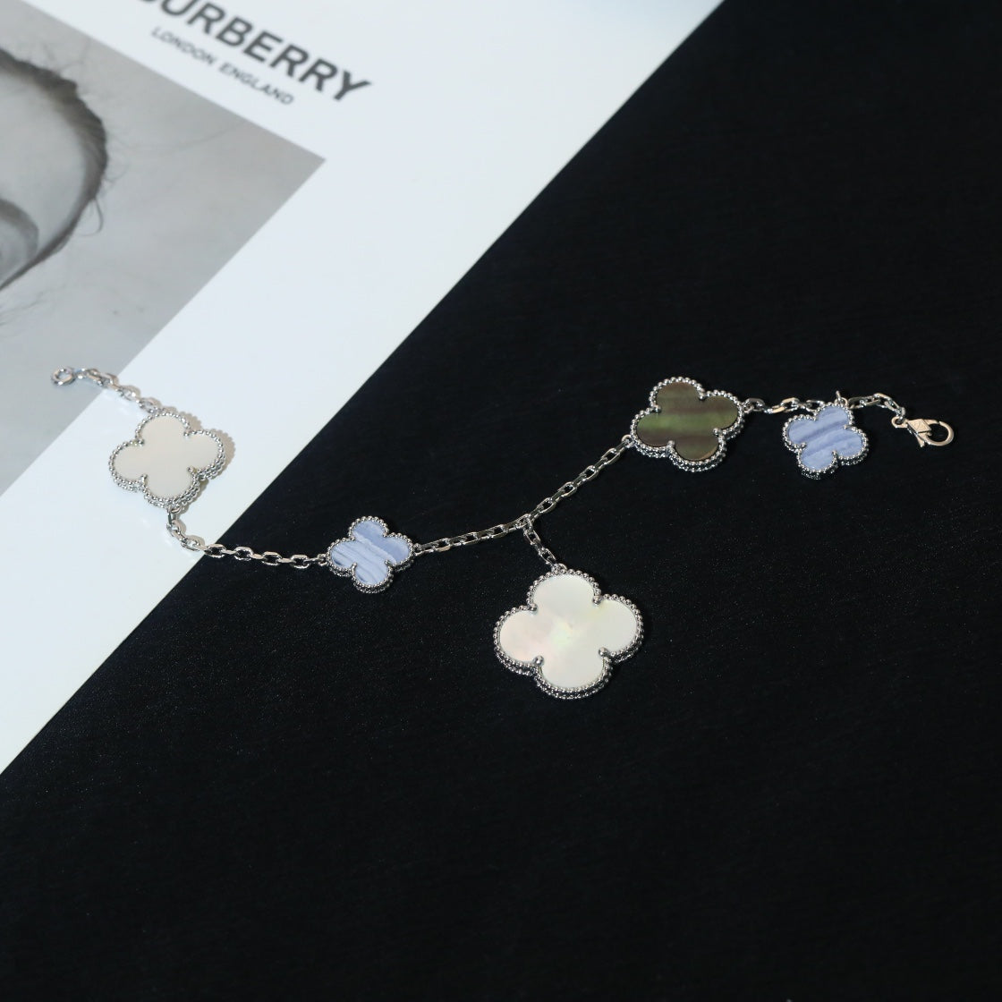 [Vera  Jewelry]CLOVER BRACELET 5 MOTIFS MOP CHALCEDONY SILVER