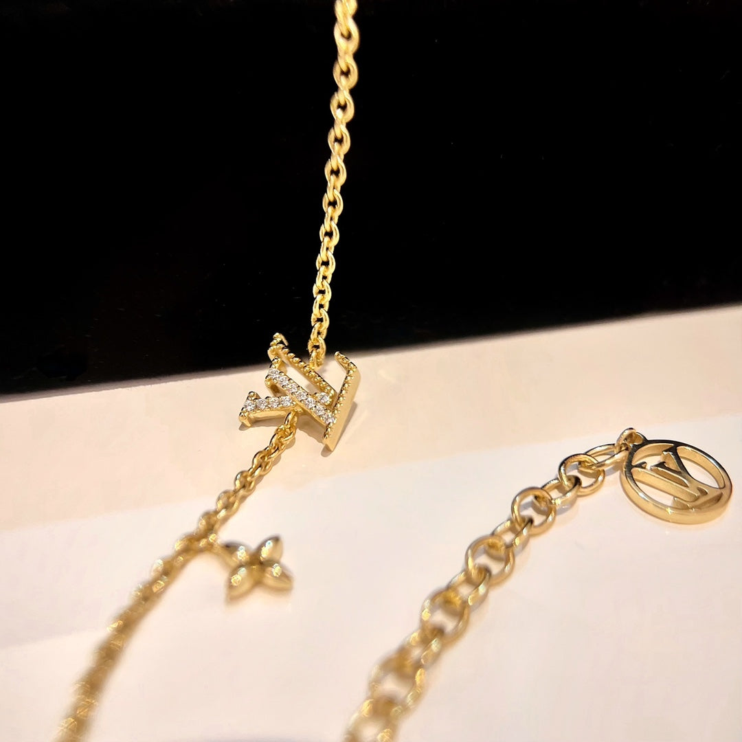 [Vera  Jewelry]LOGO STAR MOTIF GOLD BRACELET
