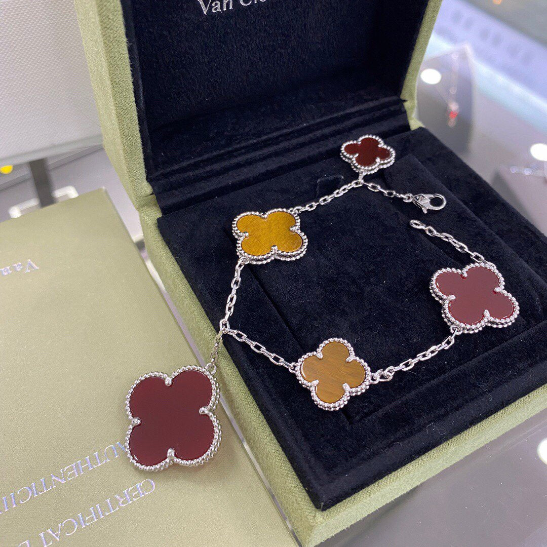 [Vera  Jewelry]CLOVER 5 MOTIFS SIVLER CARNELIAN TIGER EYE BRACELET
