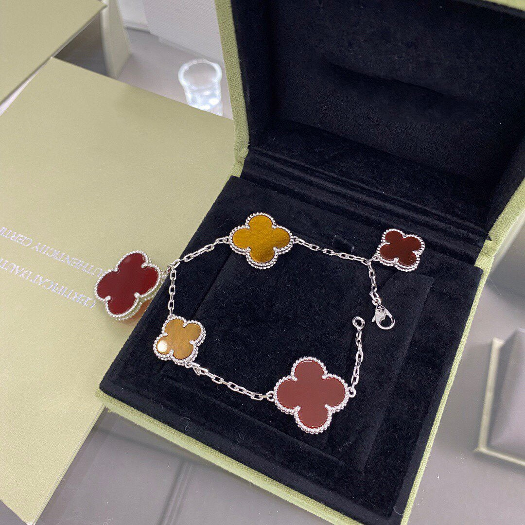 [Vera Jewelry]CLOVER 5 MOTIFS SIVLER CARNELIAN TIGER EYE BRACELET
