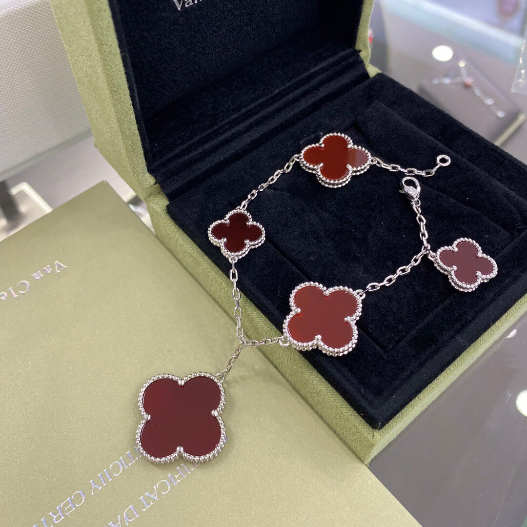 [Vera Jewelry]CLOVER 5 MOTIFS SIVLER CARNELIAN BRACELET