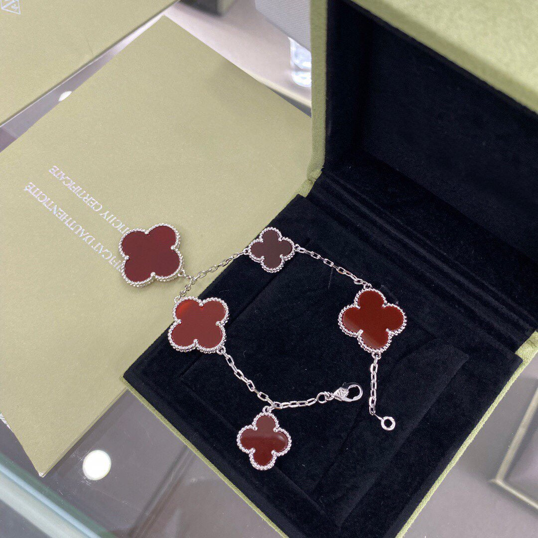 [Vera Jewelry]CLOVER 5 MOTIFS SIVLER CARNELIAN BRACELET