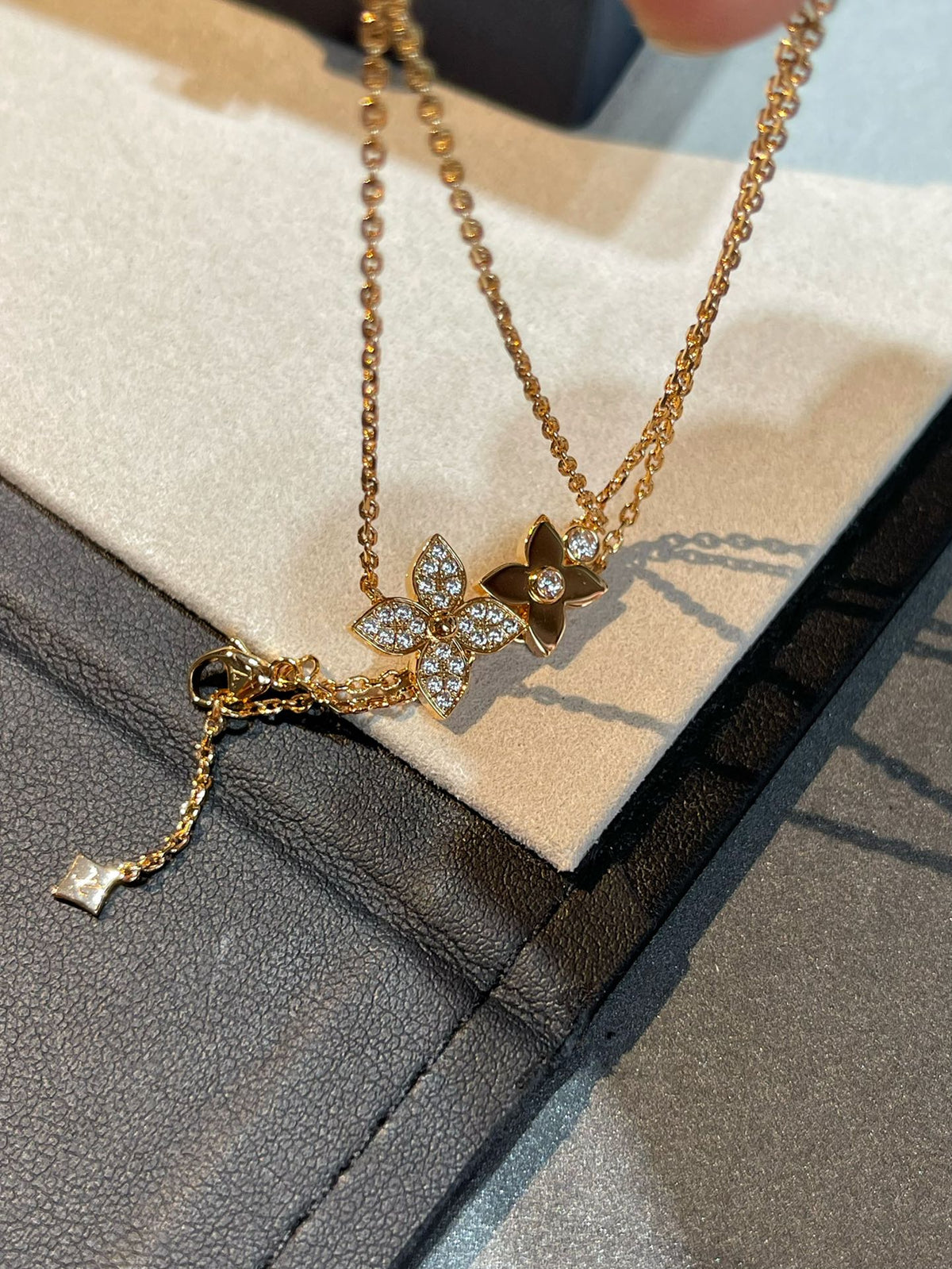 [Vera Jewelry]STAR BLOSSOM NECKLACE PINK GOLD DIAMONDS