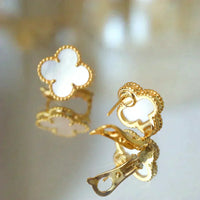 [Vera Jewelry]CLOVER MEDIUM 1 MOTIFS  WHITE MOP STUD EARRINGS