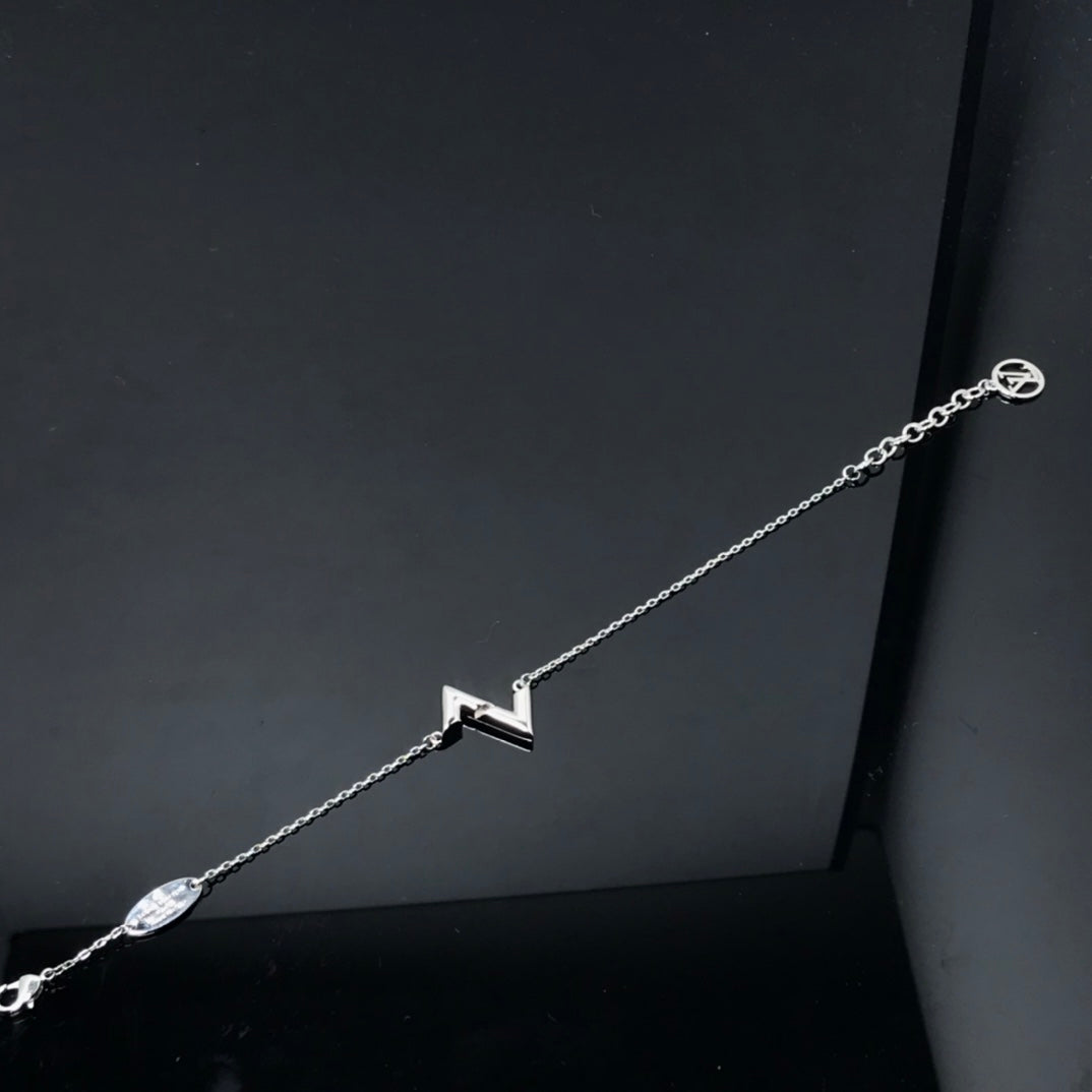 [Vera Jewelry]VOLT LV LOGO BRACELET