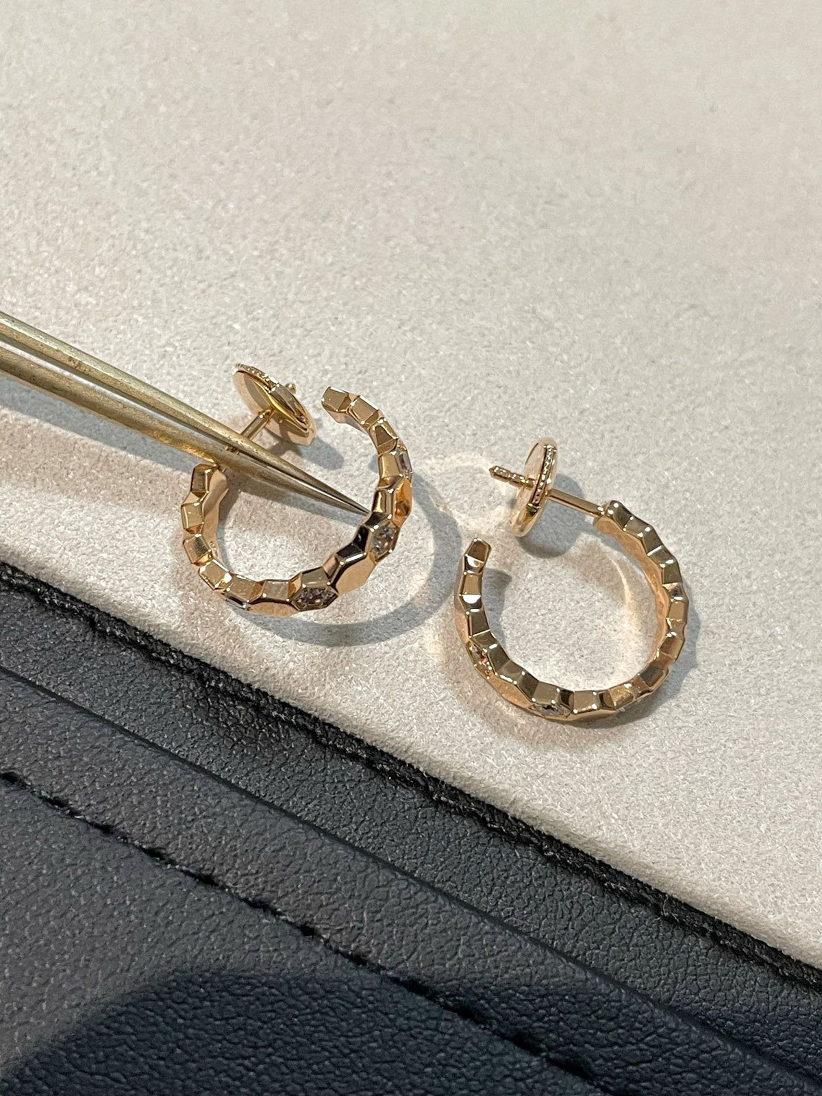 [Vera  Jewelry]Hollow Design Four-Leaf Clover Flower Shape Earrings
