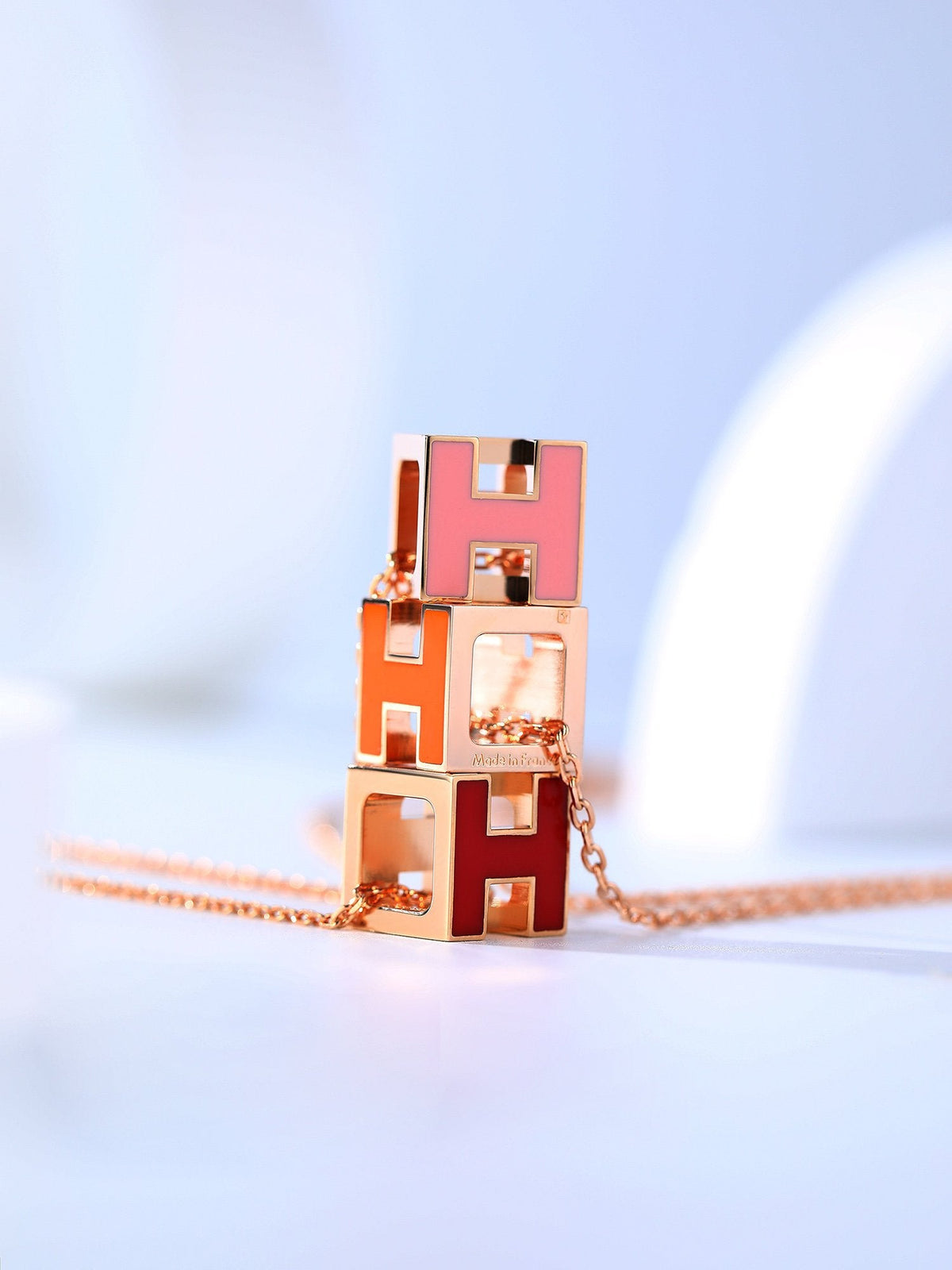 [Vera  Jewelry]H CAGE PINK GOLD NECKLACE