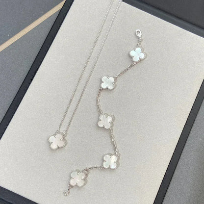 [Vera  Jewelry]LUCKY CLOVER 5-MOTIF BRACELET - WHITE MOTHER-OF-PEARL COLLECTION