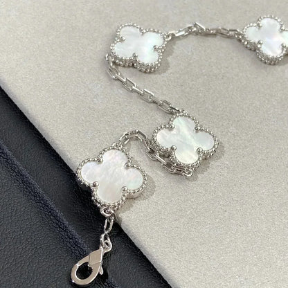 [Vera  Jewelry]LUCKY CLOVER 5-MOTIF BRACELET - WHITE MOTHER-OF-PEARL COLLECTION