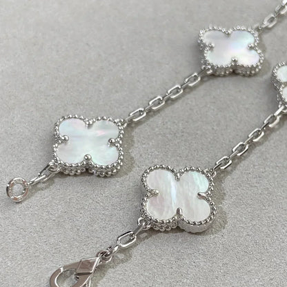 [Vera  Jewelry]LUCKY CLOVER 5-MOTIF BRACELET - WHITE MOTHER-OF-PEARL COLLECTION