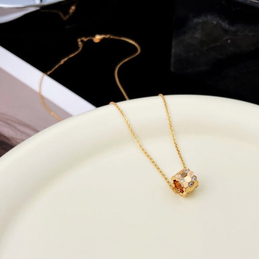 [Vera Jewelry]BEE MINI PEDANT DIAMOND NECKLACE