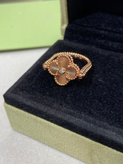 [Vera  Jewelry]CLOVER RIVERSIBLE ROSE GOLD RING